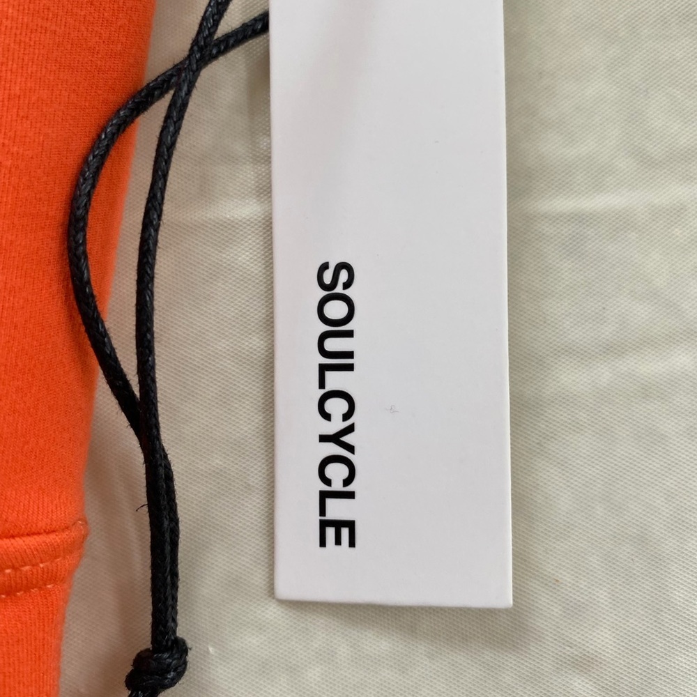 Beyond Yoga Vibrant Orange Sports bra - soul cycle barn - Picture 4 of 9